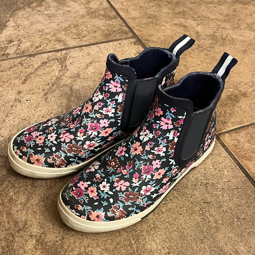 Joules girl size 1 rainboot
